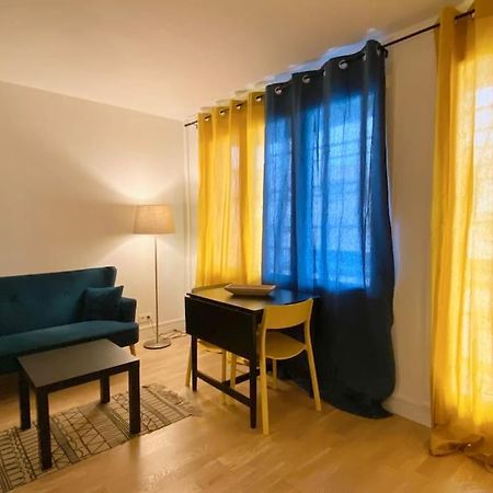 Beau Studio Cosy Et Calme - Face A La Gare De Rosny-Sous-Bois - 20Mn De Paris Et Disneyland Exterior foto